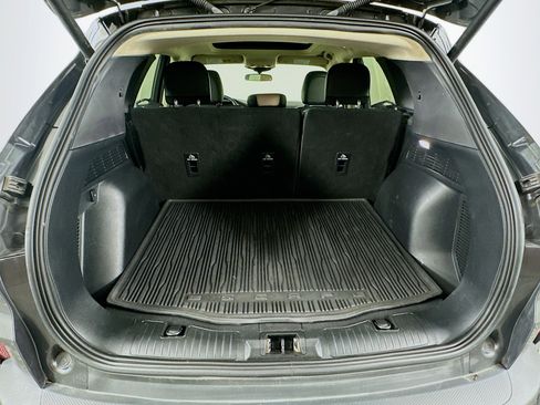 Used 2020 Ford Escape SE Sport image 29