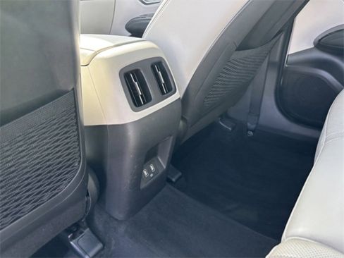 Used 2023 Hyundai Tucson Limited w/ Cargo Package image 21
