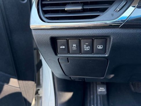 Used 2015 Toyota Avalon Limited image 13