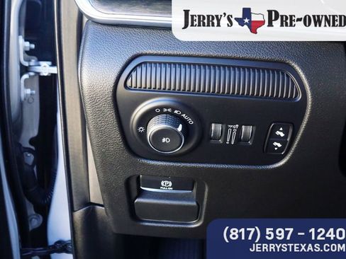 Used 2023 Jeep Grand Wagoneer Base 4D Sport Utility w/ Convenience Group III image 16