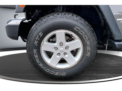 Used 2016 Jeep Wrangler Unlimited Sport w/ Quick Order Package 24S image 10