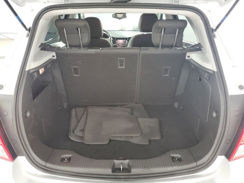 Used 2022 Chevrolet Trax LS w/ Tint and Cruise Package image 32