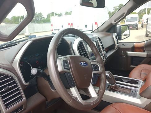 Used 2019 Ford F150 King Ranch w/ Equipment Group 601A Luxury image 9