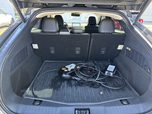 Used 2023 Ford Mustang Mach-E Premium image 18