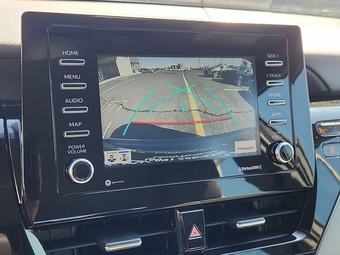 Used 2021 Toyota Camry LE w/ Convenience Package FWD image 15