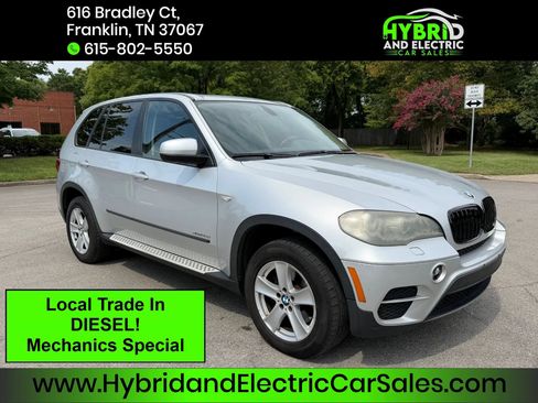 Used 2011 BMW X5 xDrive35d AWD/4WD image 1