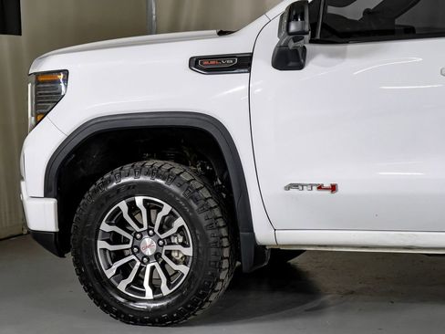 Used 2023 GMC Sierra 1500 AT4 image 12