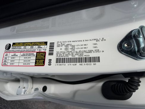 Certified 2026 Toyota Tacoma SR5 AWD/4WD image 30