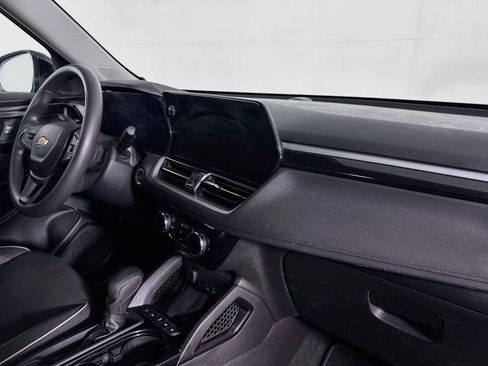 Used 2026 Chevrolet TrailBlazer LT FWD image 50