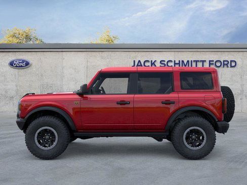 New 2025 Ford Bronco Badlands w/ Sasquatch Package image 3
