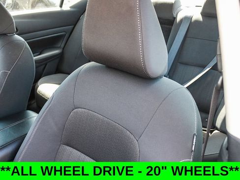 Used 2025 Nissan Altima 2.5 SV AWD/4WD image 25