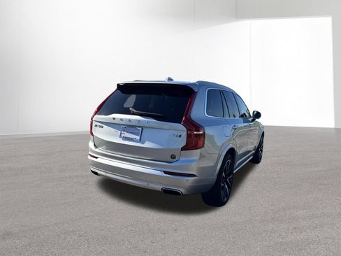 Used 2021 Volvo XC90 T6 Momentum w/ Protection Package Premier AWD/4WD image 6