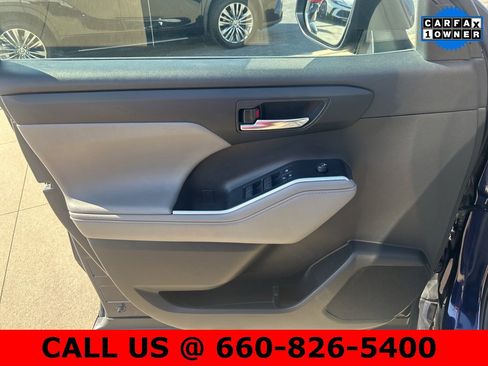 Certified 2021 Toyota Highlander XLE image 9