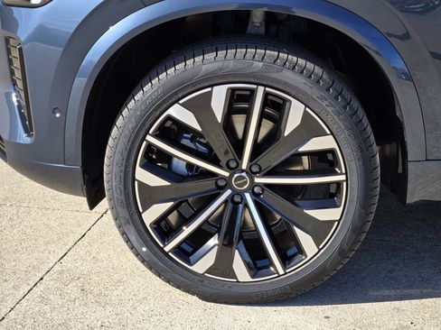 New 2026 Volvo XC90 B6 Ultra w/ Protection Package Premier image 12