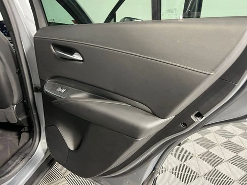 Used 2024 Cadillac XT4 Premium Luxury image 29