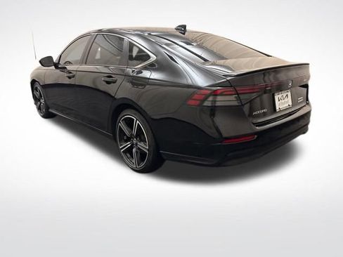 Used 2024 Honda Accord Sport image 7