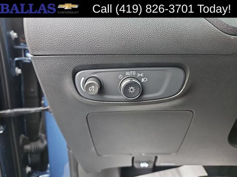 Used 2025 Buick Encore GX Sport Touring FWD image 16
