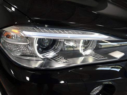 Used 2017 BMW X5 xDrive35i AWD/4WD image 34