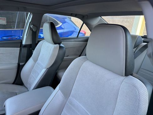 Certified 2017 Toyota Camry LE FWD image 10
