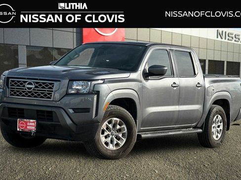 Used 2024 Nissan Frontier SV image 1