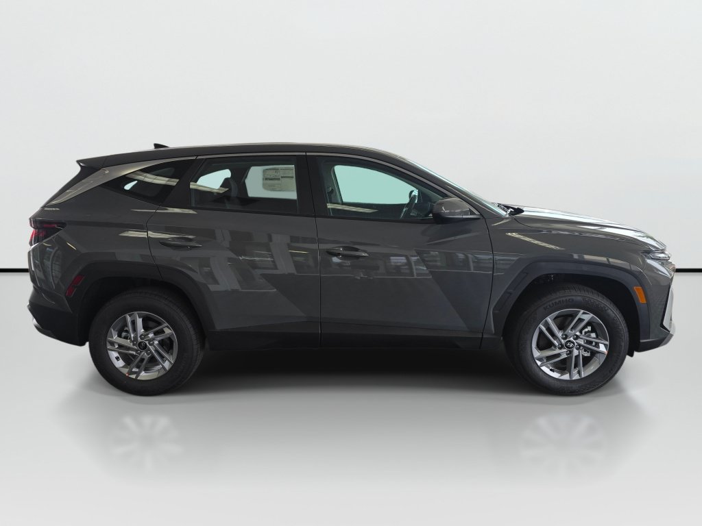 New 2026 Hyundai Tucson SE AWD/4WD image 3