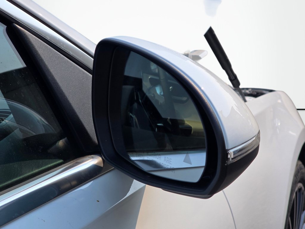 New 2026 Mercedes-Benz C 300 4MATIC Sedan image 27