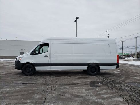 New 2026 Mercedes-Benz Sprinter 2500 image 2