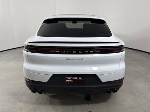 New 2026 Porsche Cayenne S image 6