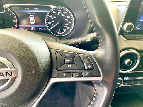 Used 2022 Nissan Sentra SR FWD image 29