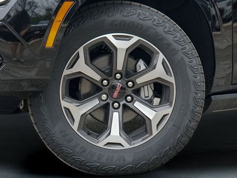 New 2026 GMC Yukon AT4 Ultimate image 2