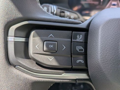 New 2026 Jeep Cherokee Overland w/ Advanced Pro Tech Group AWD/4WD image 28
