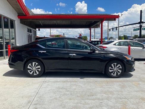 Used 2021 Nissan Altima 2.5 S FWD image 7