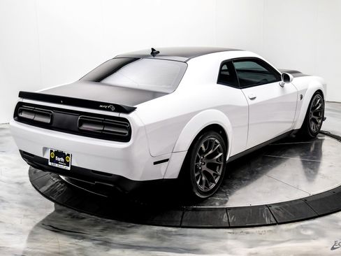 Used 2021 Dodge Challenger SRT Hellcat Redeye image 18