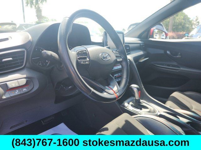 Used 2019 Hyundai Veloster 2.0 Premium FWD image 17