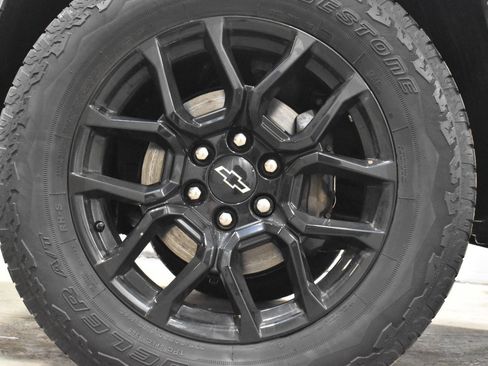 Used 2023 Chevrolet Colorado Trail Boss w/ LPO, Dark Essentials Package image 31