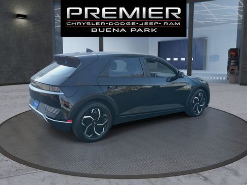 Used 2022 Hyundai Ioniq 5 SE w/ Cargo Package image 8