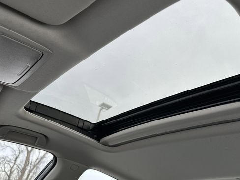 Used 2021 Honda Accord Touring image 29