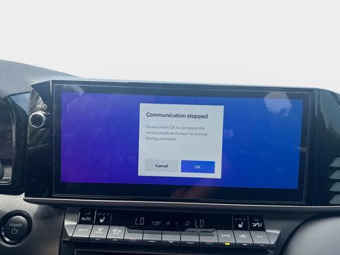 Used 2025 Toyota Camry XSE image 21