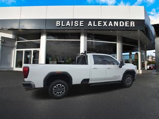 Used 2022 GMC Sierra 3500 SLE w/ SLE Convenience Package video 4