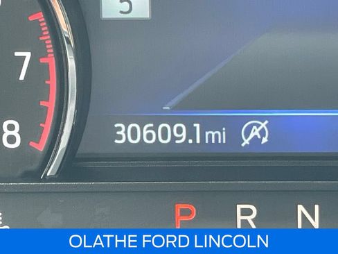 Certified 2024 Ford Explorer Limited w/ Limited Technology Package AWD/4WD image 21