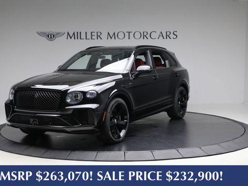 New 2025 Bentley Bentayga image 1