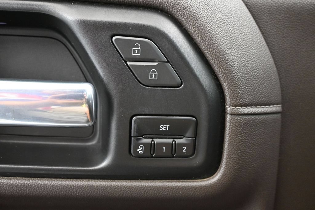 Used 2021 GMC Sierra 1500 SLT AWD/4WD image 22