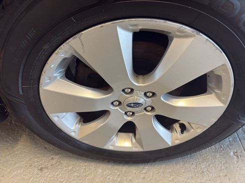 Used 2012 Subaru Outback 2.5i Limited w/ Moonroof Pkg image 35