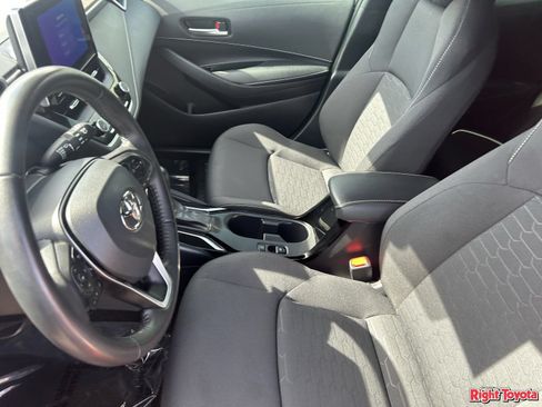 Certified 2025 Toyota Corolla SE FWD image 20