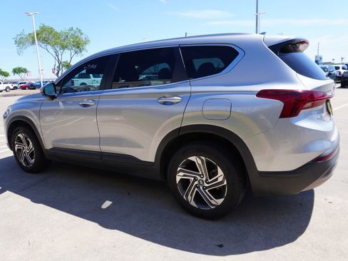 Used 2022 Hyundai Santa Fe SE w/ Cargo Package image 4