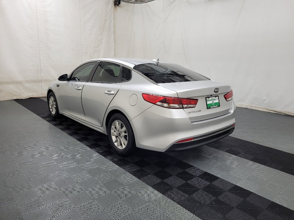 Used 2017 Kia Optima LX FWD image 5