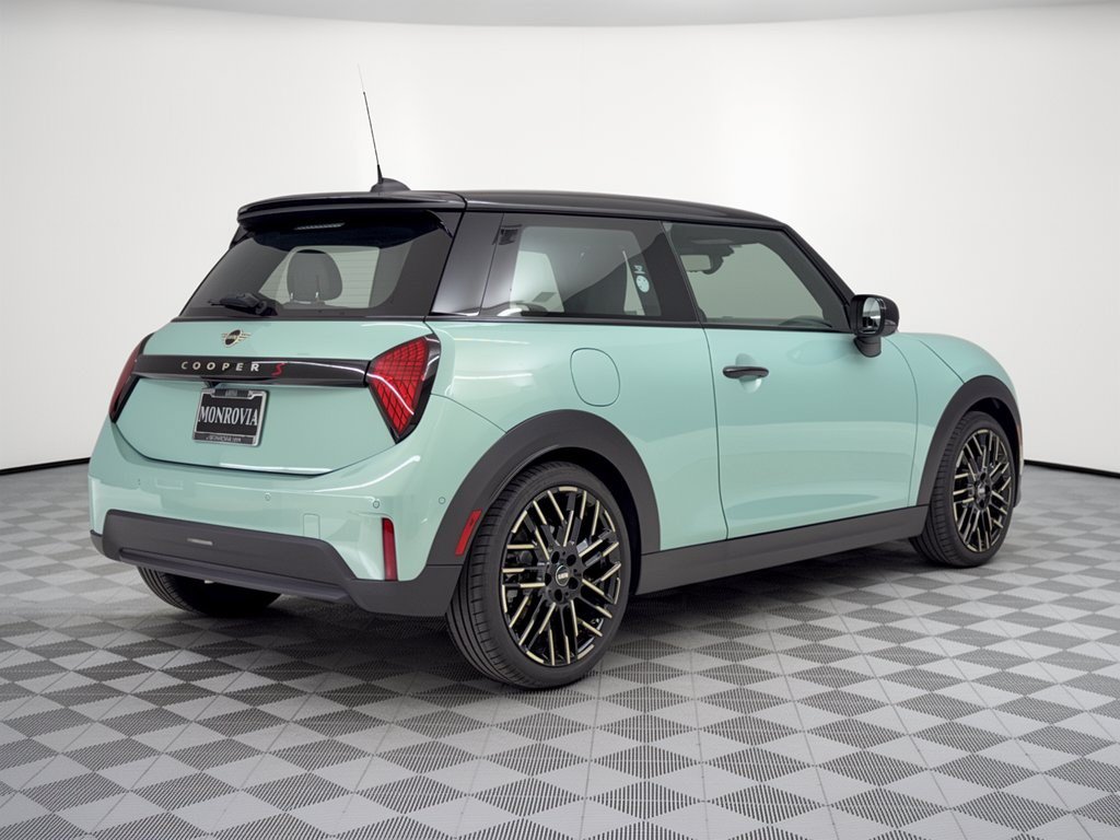 Used 2026 MINI Cooper S FWD image 9