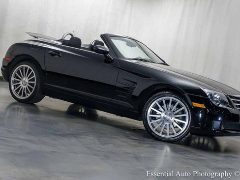 Used 2006 Chrysler Crossfire Convertible RWD image 5