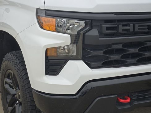 Used 2024 Chevrolet Silverado 1500 Custom Trail Boss w/ LPO, Dark Essentials Package image 13