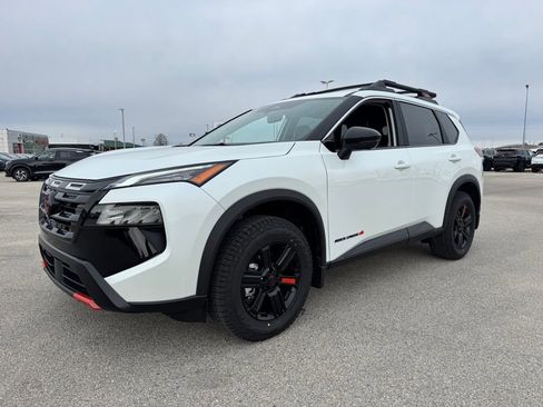 New 2026 Nissan Rogue SV w/ Rock Creek Premium Package image 2